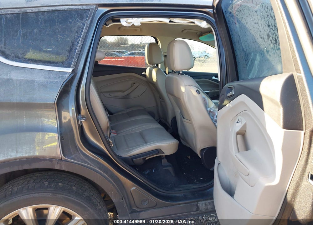 2017 FORD ESCAPE TITANIUM VIN: 1FMCU0J91HUC82454