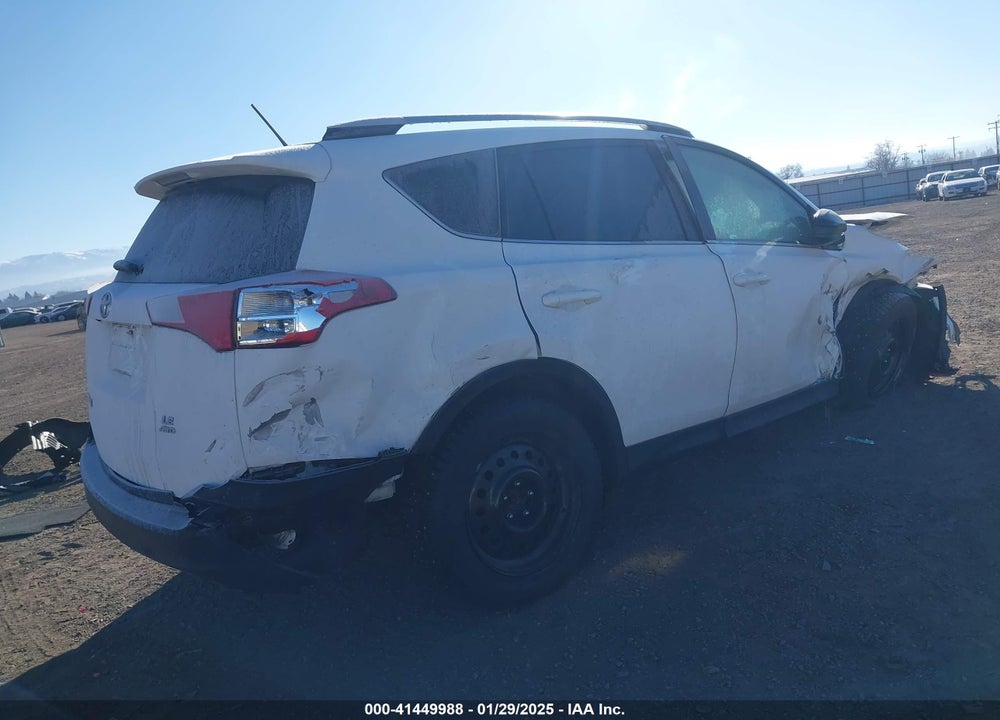 2015 TOYOTA RAV4 LE VIN: 2T3BFREV4FW353619