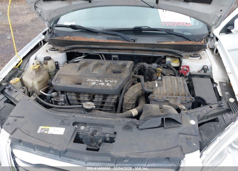 2014 CHRYSLER 200 VIN: 1C3CCBAB3EN142180
