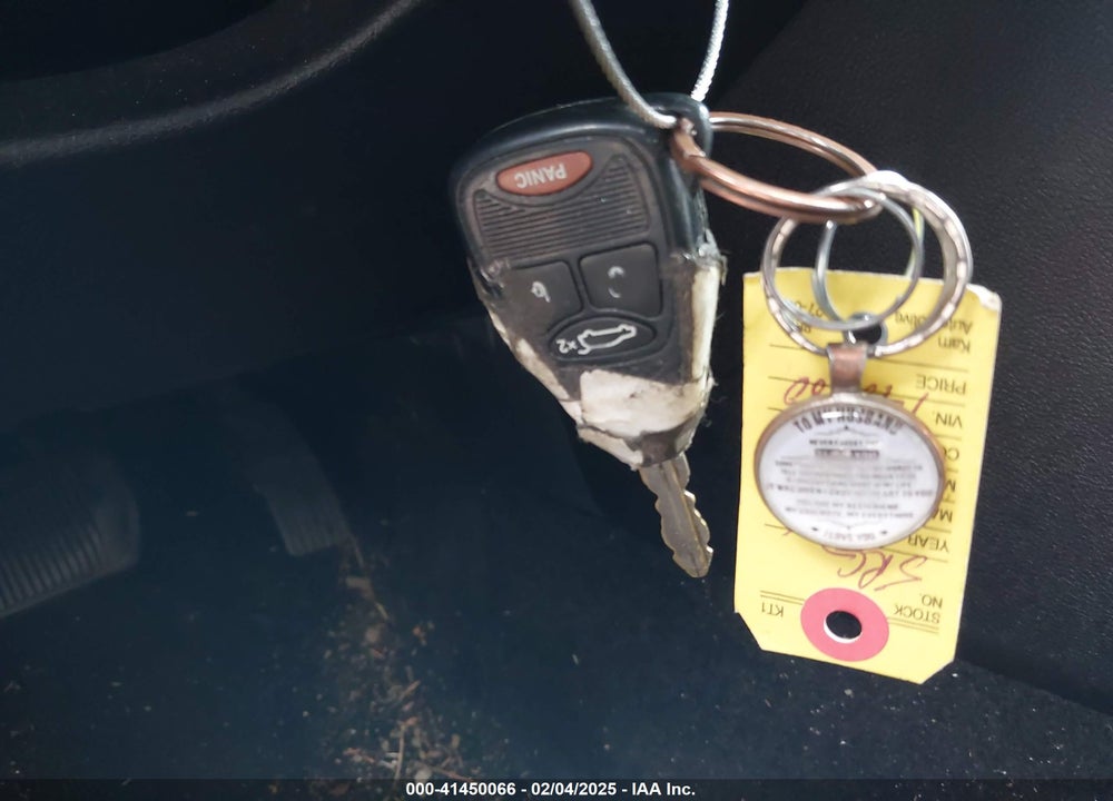 2014 CHRYSLER 200 VIN: 1C3CCBAB3EN142180