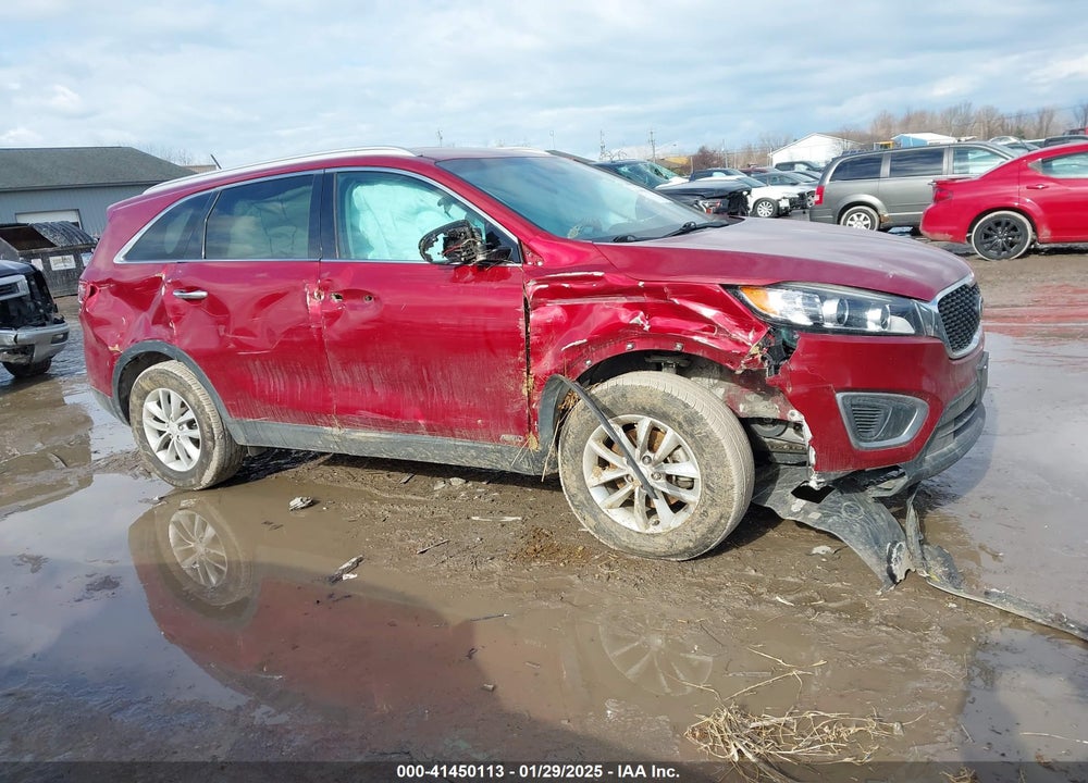 2017 KIA SORENTO 3.3L LX VIN: 5XYPGDA59HG190155