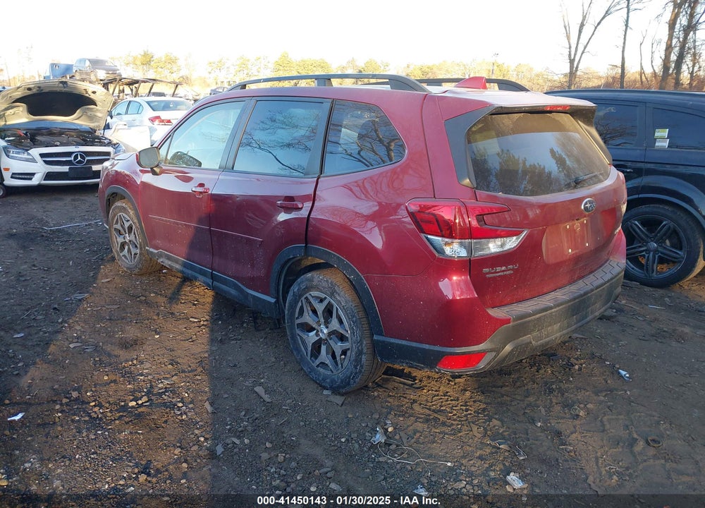 2020 SUBARU FORESTER VIN: JF2SKAJC2LH561387