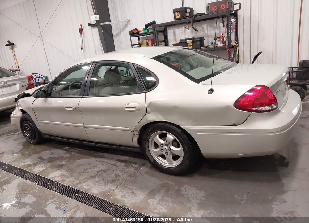 2005 FORD TAURUS VIN: 1FAFP53U95A194083