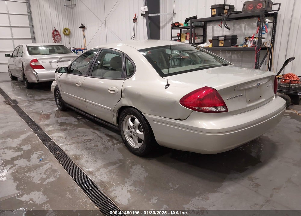 2005 FORD TAURUS VIN: 1FAFP53U95A194083