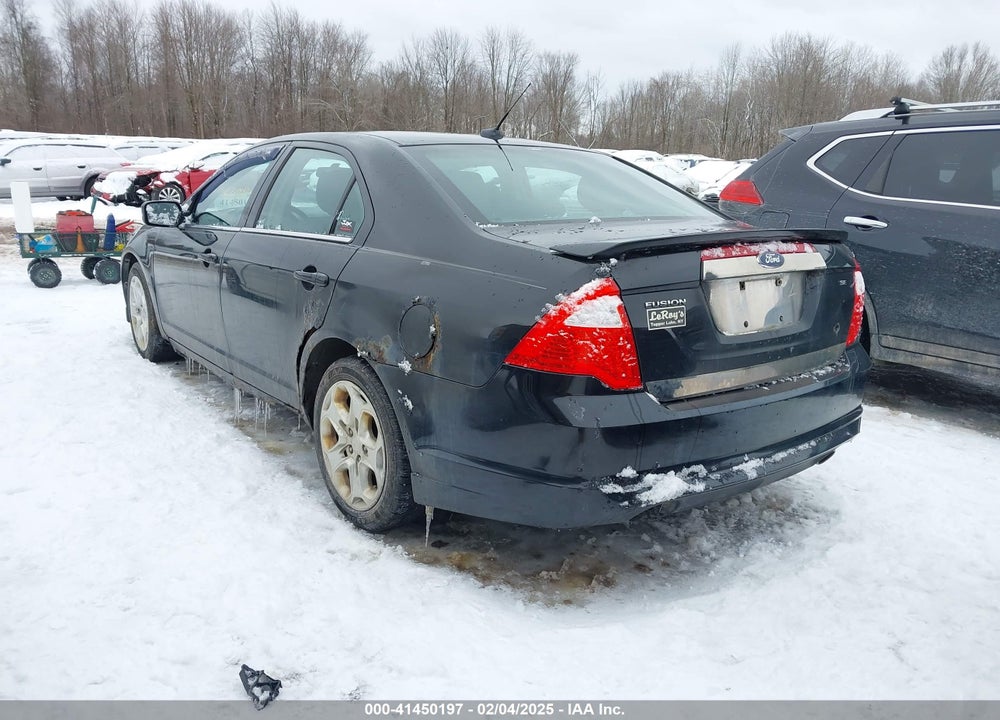 2011 FORD FUSION VIN: 3FAHP0HG5BR311125