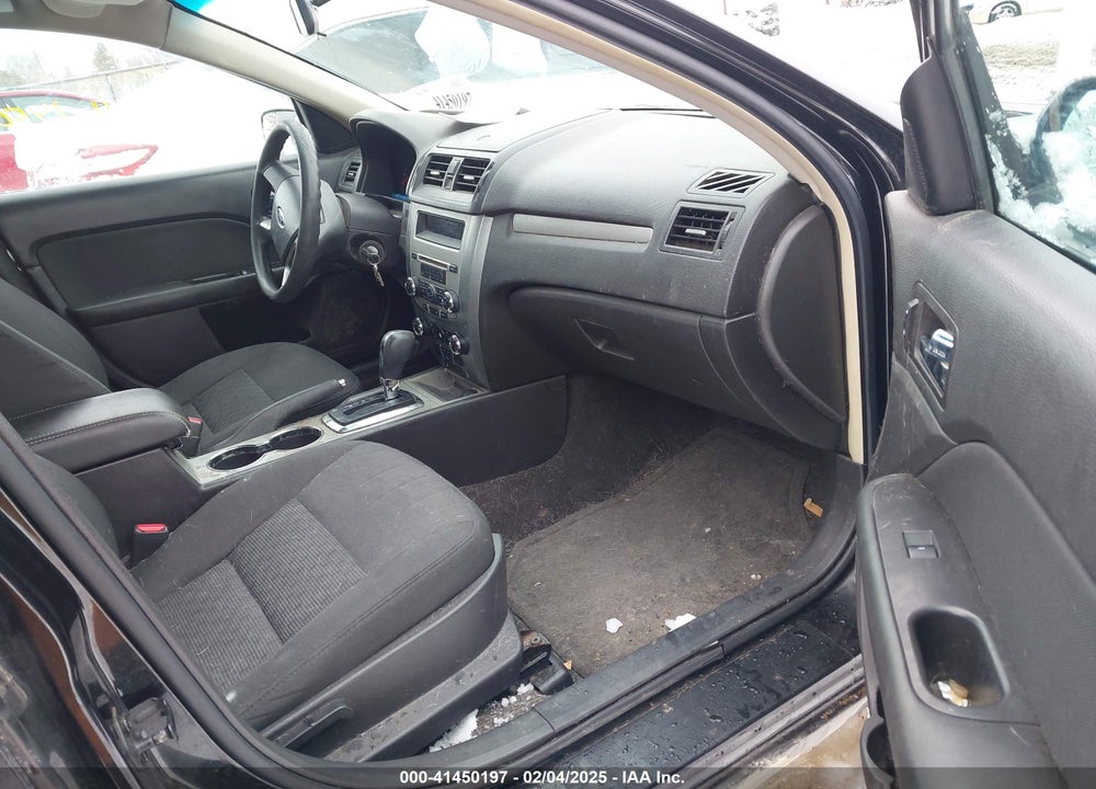 2011 FORD FUSION VIN: 3FAHP0HG5BR311125