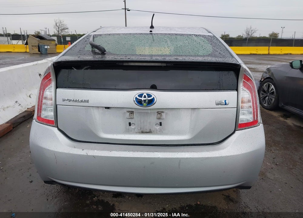 2015 TOYOTA PRIUS TWO VIN: JTDKN3DU8F0481973