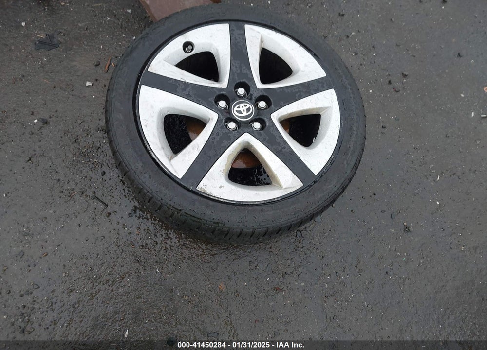 2015 TOYOTA PRIUS TWO VIN: JTDKN3DU8F0481973