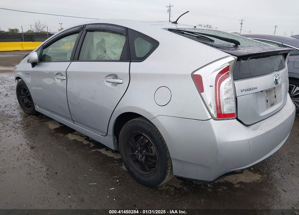 2015 TOYOTA PRIUS TWO VIN: JTDKN3DU8F0481973