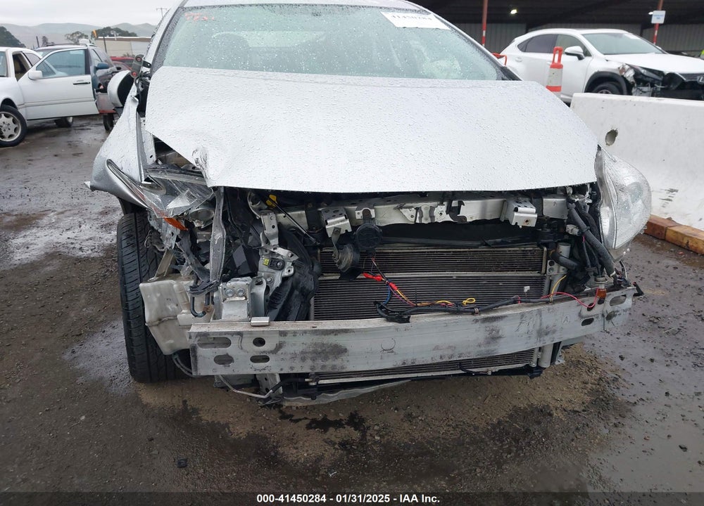 2015 TOYOTA PRIUS TWO VIN: JTDKN3DU8F0481973