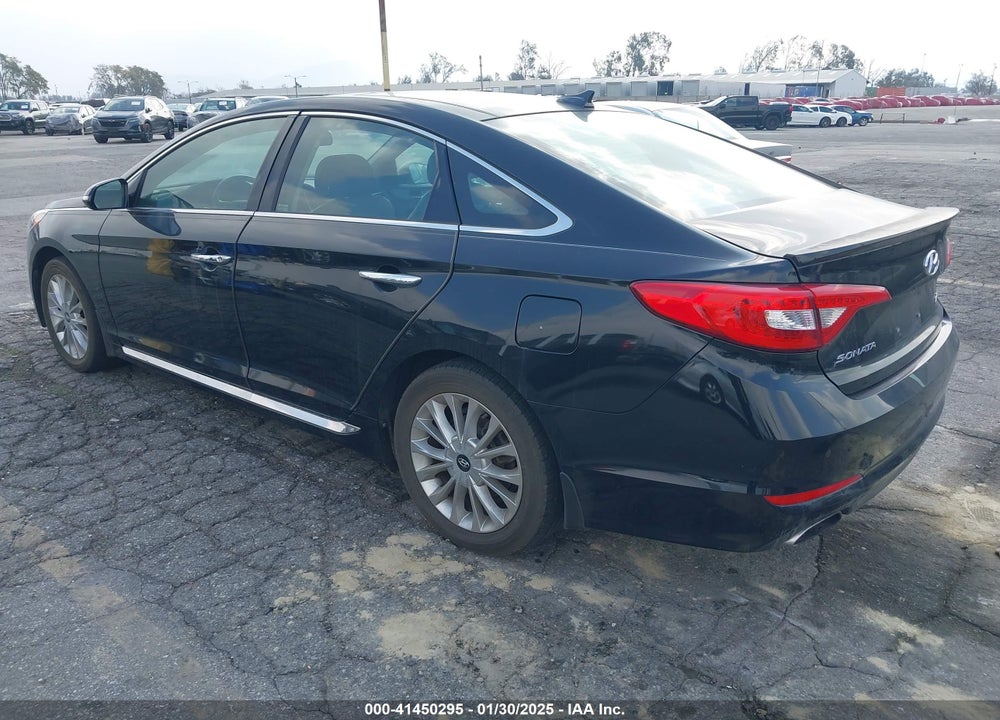 2015 HYUNDAI SONATA VIN: 5NPE34AF6FH161424