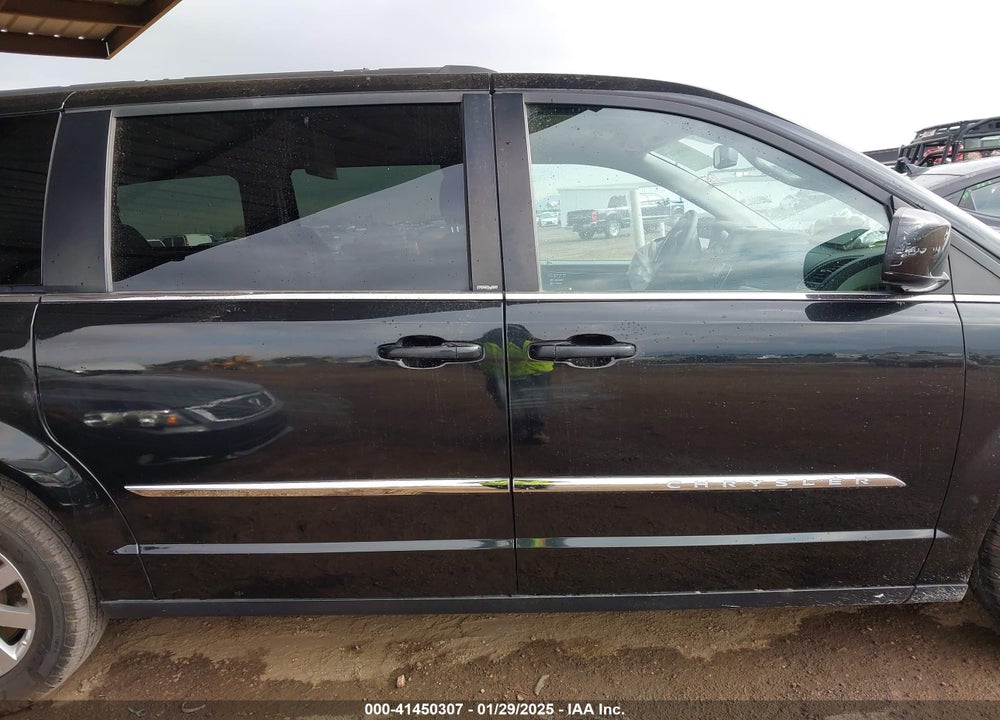2013 CHRYSLER TOWN & COUNTRY TOURING VIN: 2C4RC1BG2DR745228