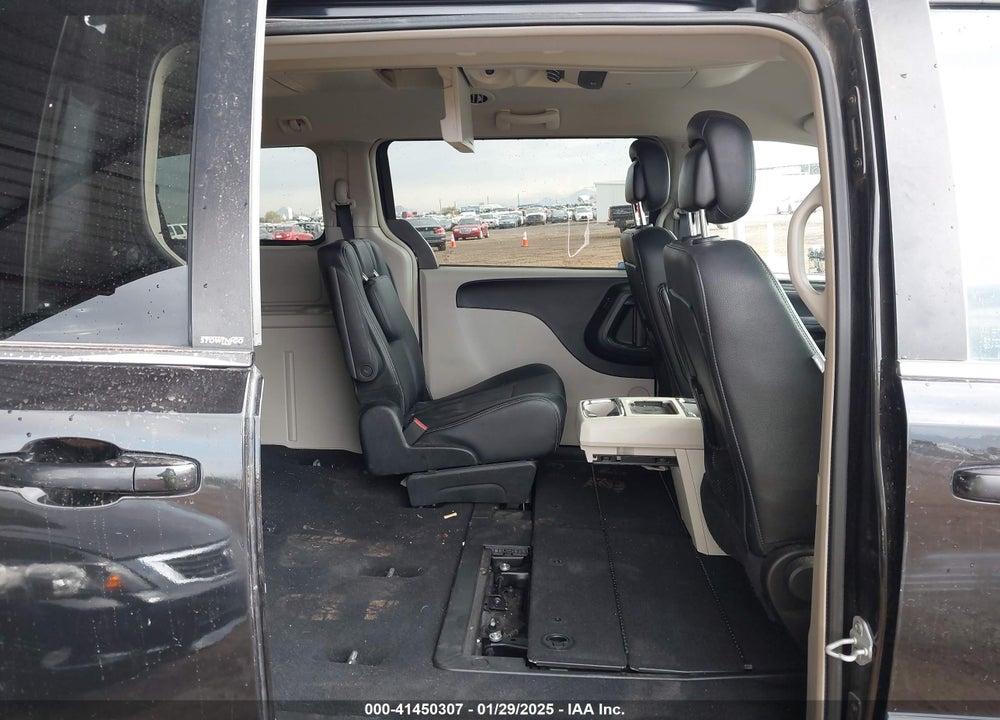 2013 CHRYSLER TOWN & COUNTRY TOURING VIN: 2C4RC1BG2DR745228