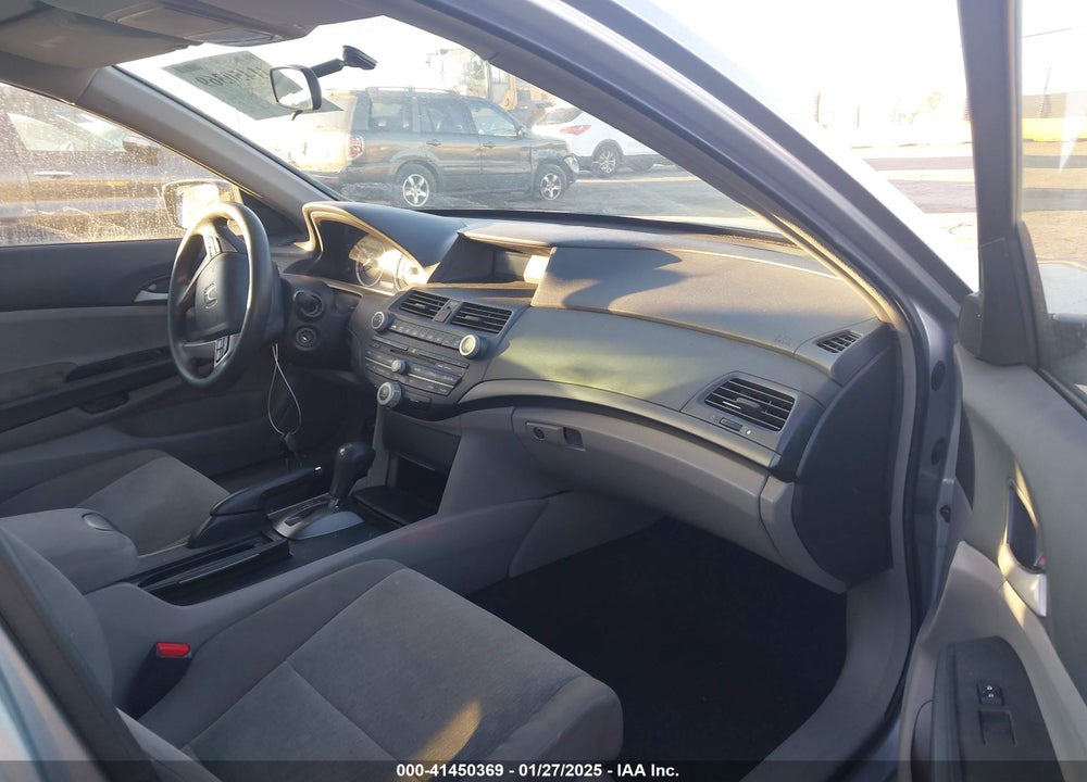 2009 HONDA ACCORD VIN: 1HGCP26339A175020