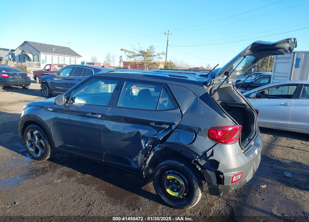 2023 HYUNDAI VENUE SEL VIN: KMHRC8A38PU275586