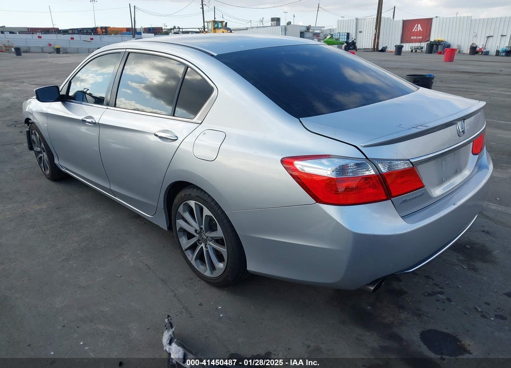 2013 HONDA ACCORD VIN: 1HGCR2F50DA255086