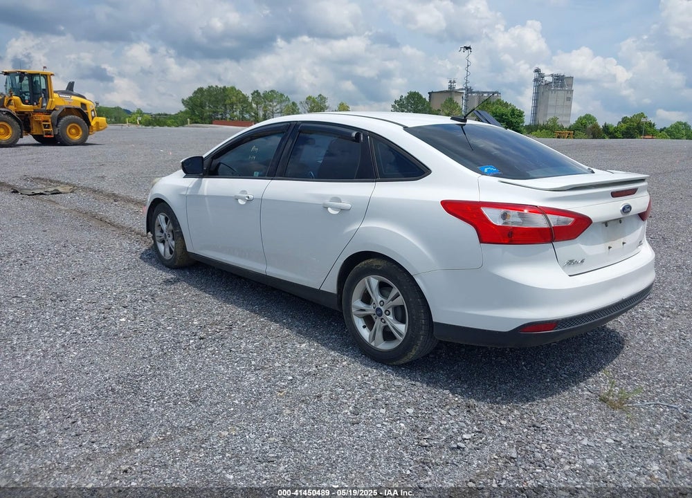 2014 FORD FOCUS SE VIN: 1FADP3F29EL189721