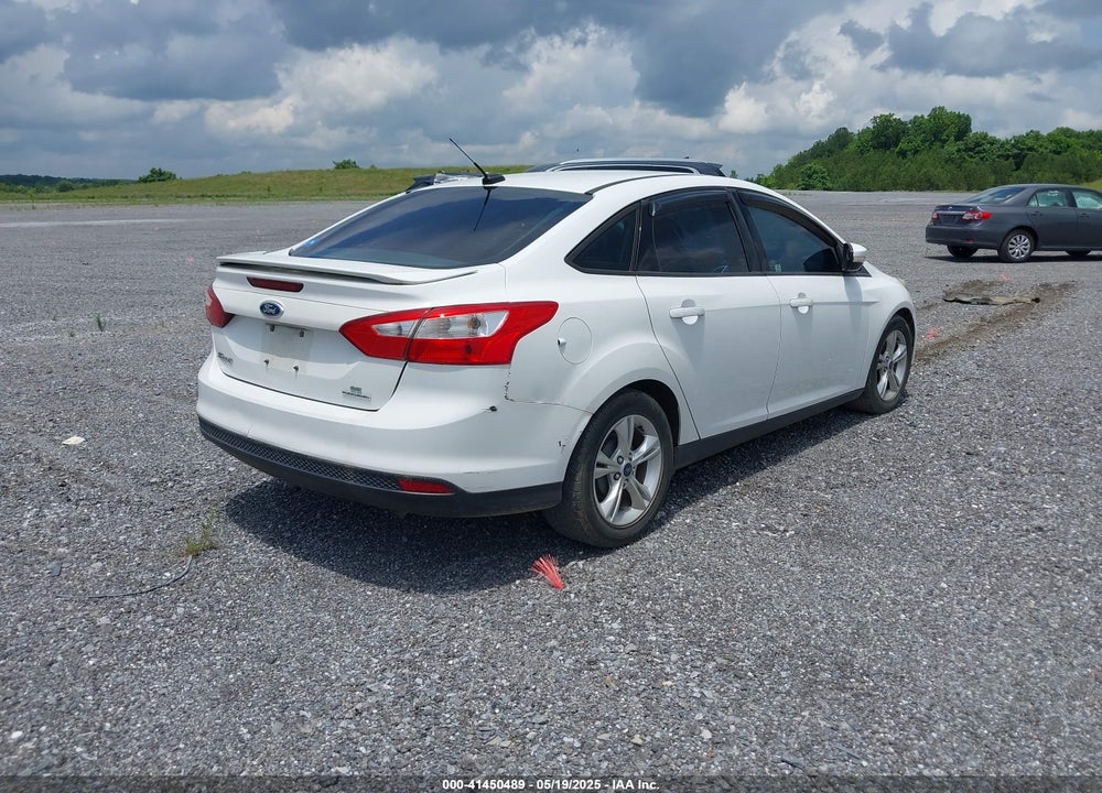 2014 FORD FOCUS SE VIN: 1FADP3F29EL189721