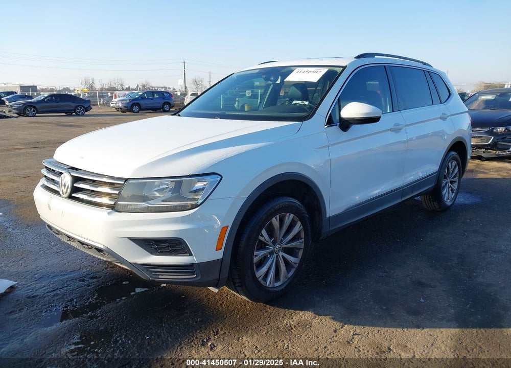 2018 VOLKSWAGEN TIGUAN 2.0T SE/2.0T SEL VIN: 3VV2B7AX0JM096218