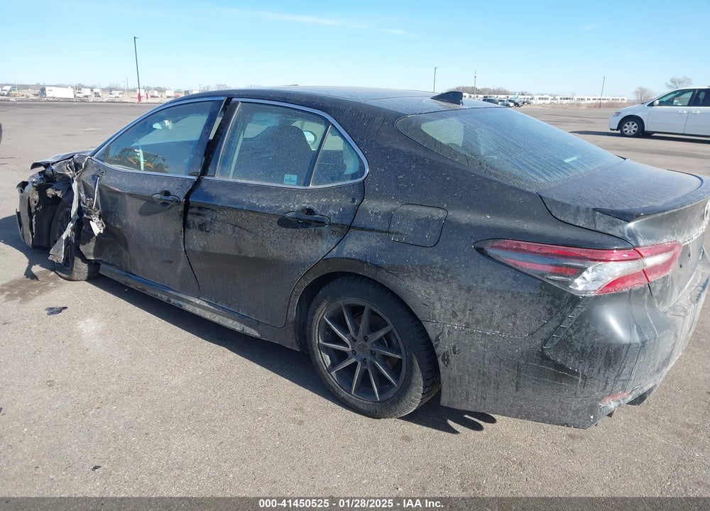2022 TOYOTA CAMRY VIN: 4T1K61BK8NU063080