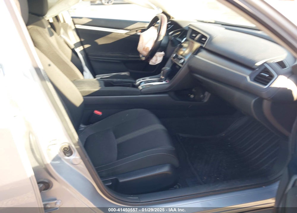 2018 HONDA CIVIC VIN: 2HGFC2F79JH563029