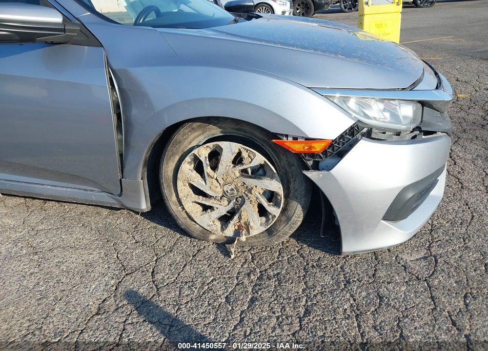 2018 HONDA CIVIC VIN: 2HGFC2F79JH563029