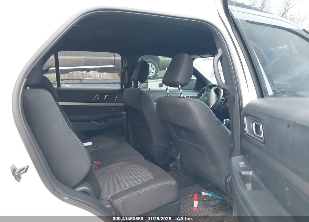 2019 FORD EXPLORER XLT VIN: 1FM5K8D89KGA13334