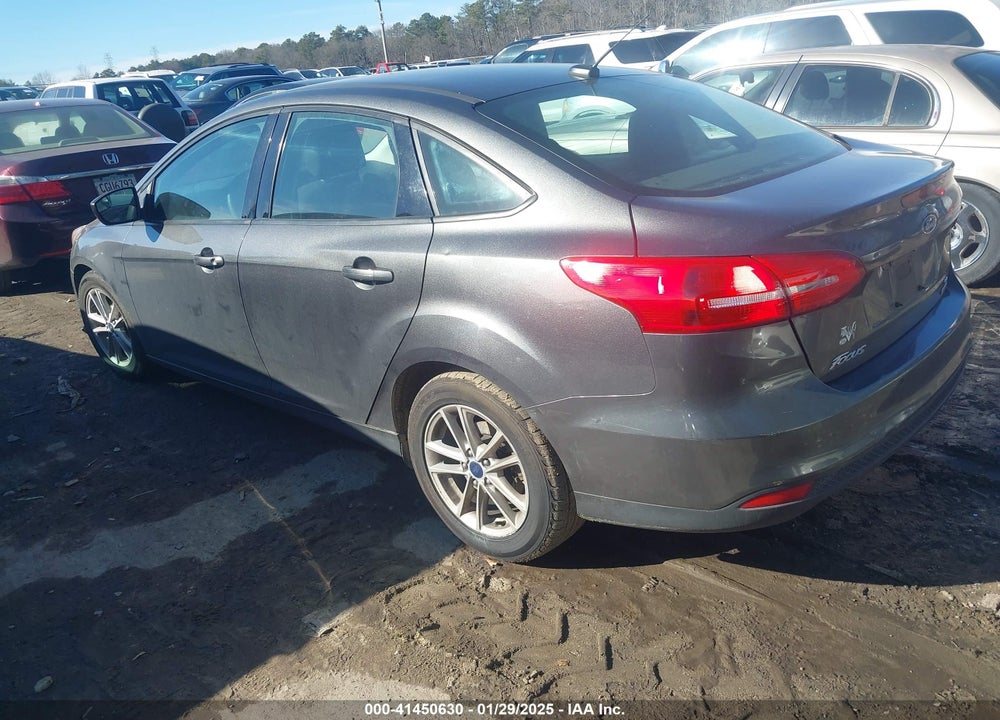 2018 FORD FOCUS VIN: 1FADP3FE9JL242695