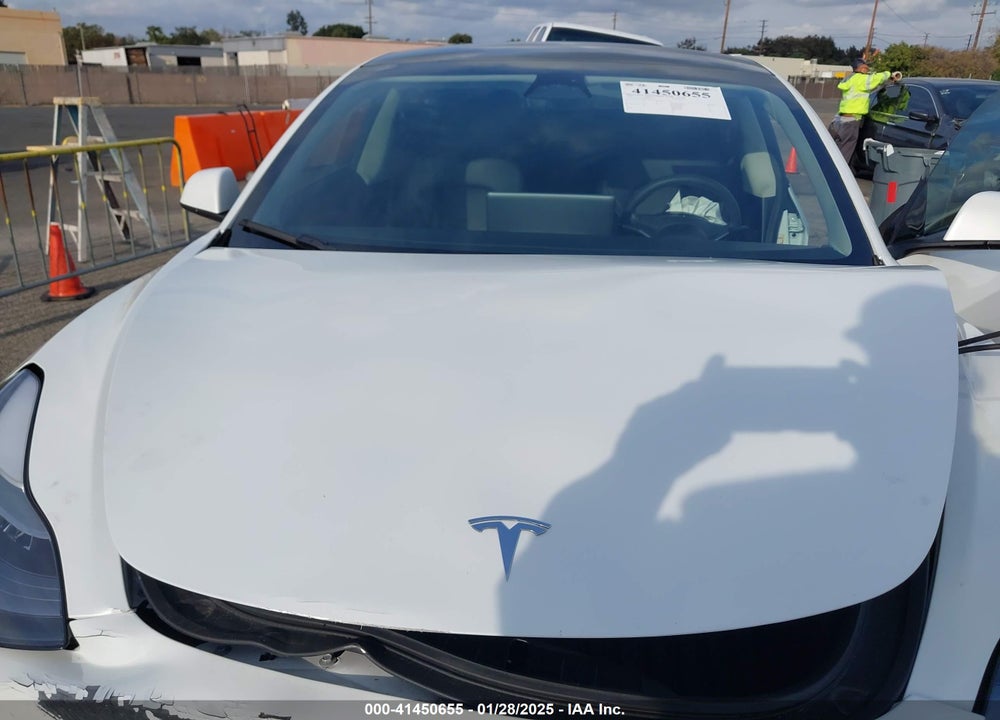 2022 TESLA MODEL 3 REAR-WHEEL DRIVE VIN: 5YJ3E1EA4NF323322