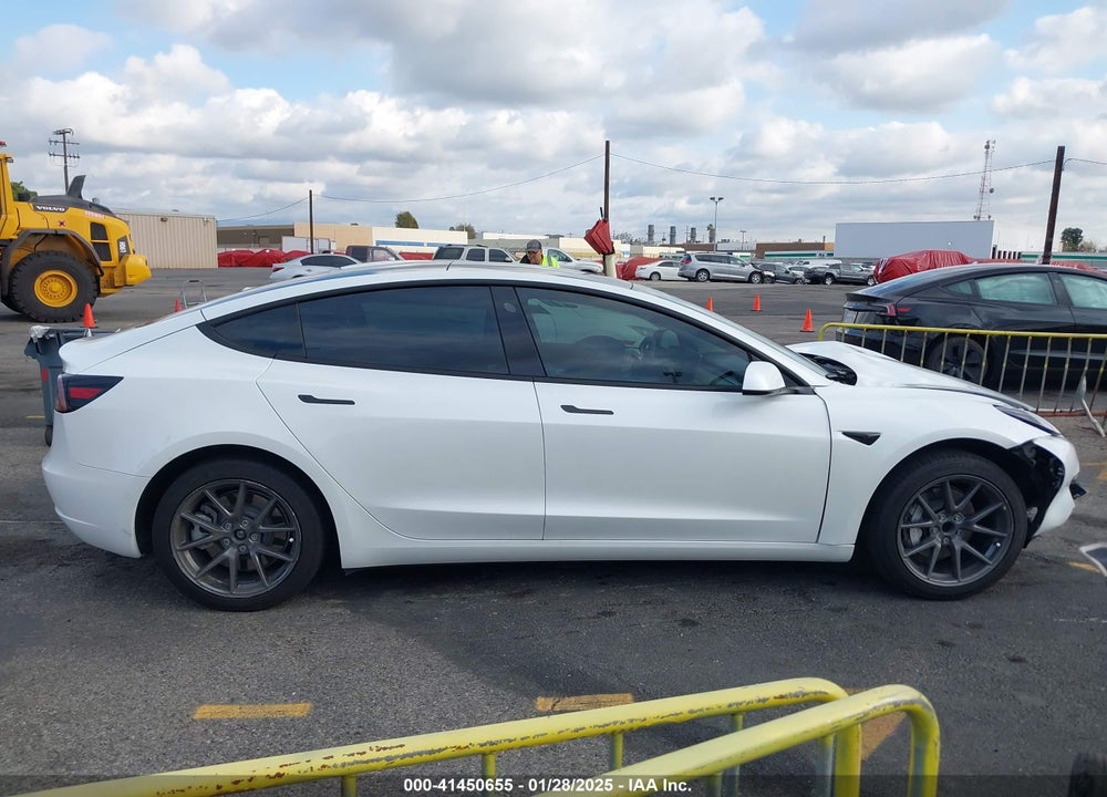 2022 TESLA MODEL 3 REAR-WHEEL DRIVE VIN: 5YJ3E1EA4NF323322