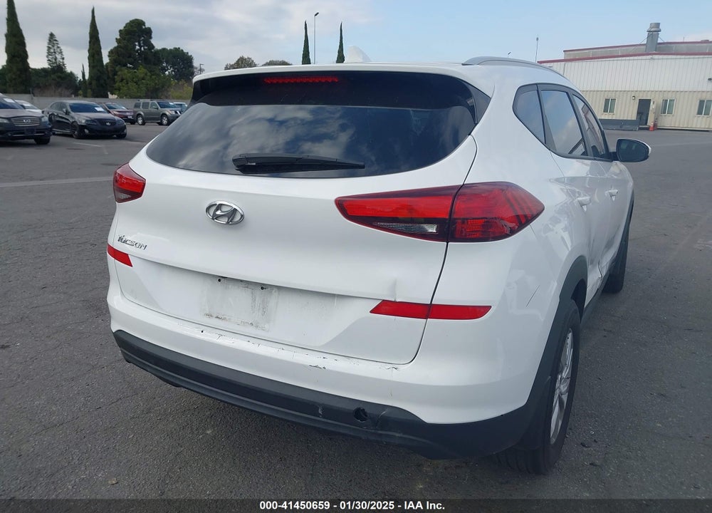 2020 HYUNDAI TUCSON VIN: KM8J33A42LU200563
