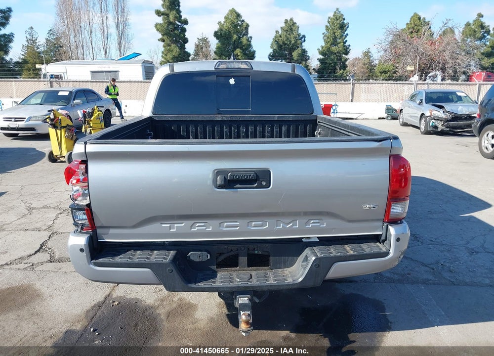 2018 TOYOTA TACOMA VIN: 3TMCZ5AN6JM185891
