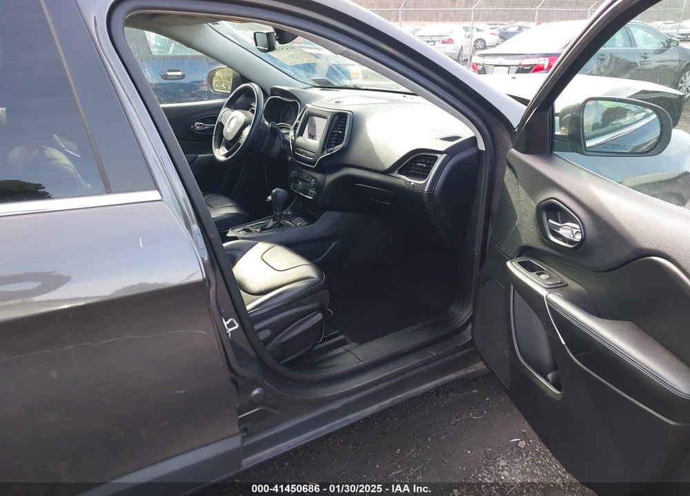 2019 JEEP CHEROKEE LATITUDE PLUS 4X4 VIN: 1C4PJMLB3KD369141