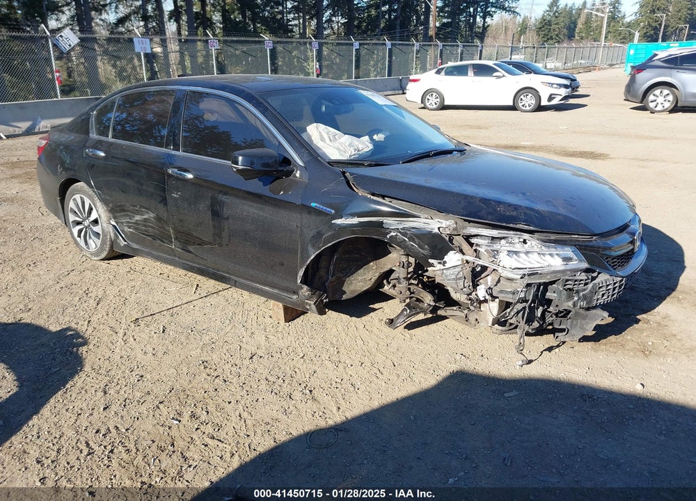 2017 HONDA ACCORD HYBRID TOURING VIN: JHMCR6F76HC011958
