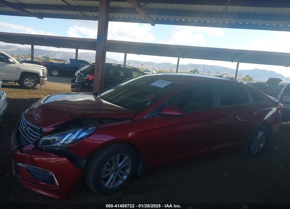 2015 HYUNDAI SONATA VIN: 5NPE24AF5FH097637