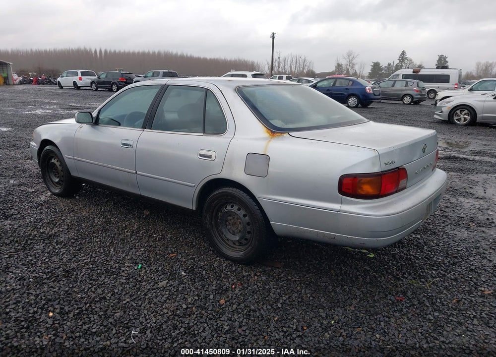 1996 TOYOTA CAMRY LE/XLE/SE VIN: 4T1BF12K1TU137601