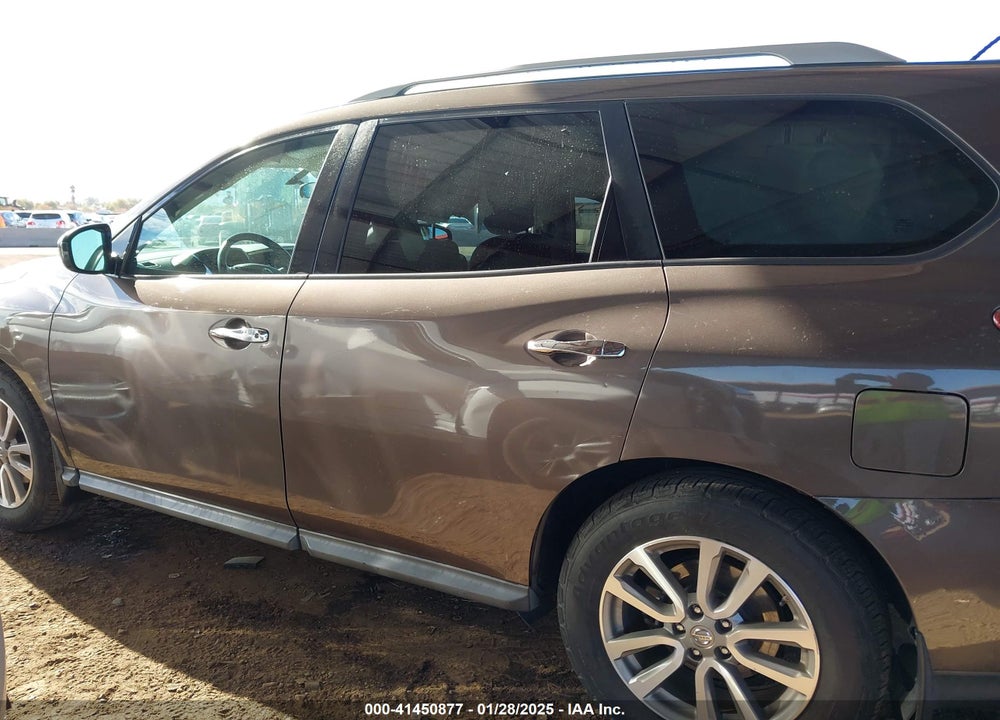 2016 NISSAN PATHFINDER VIN: 5N1AR2MN3GC623029