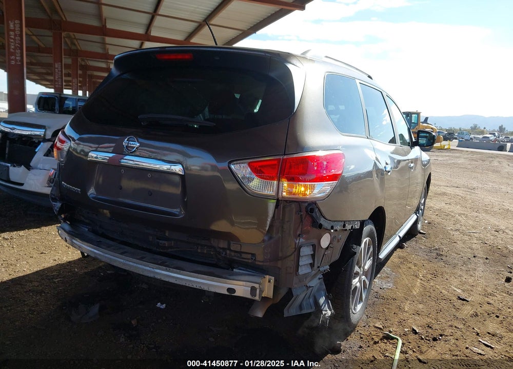 2016 NISSAN PATHFINDER VIN: 5N1AR2MN3GC623029
