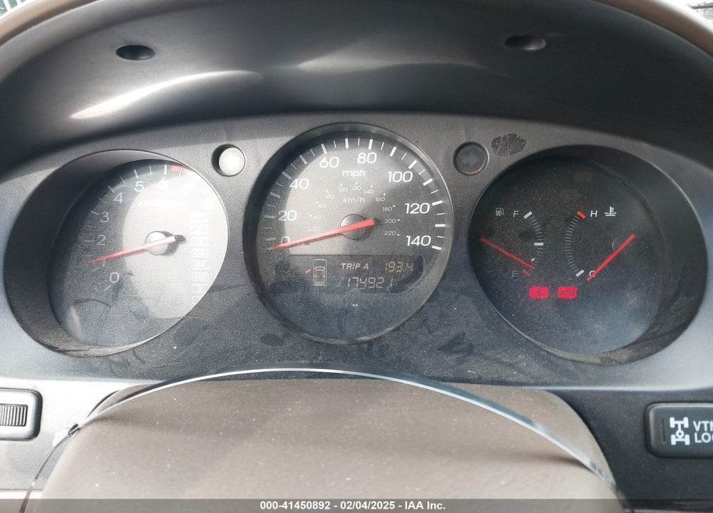2002 ACURA MDX VIN: 2HNYD18652H500976