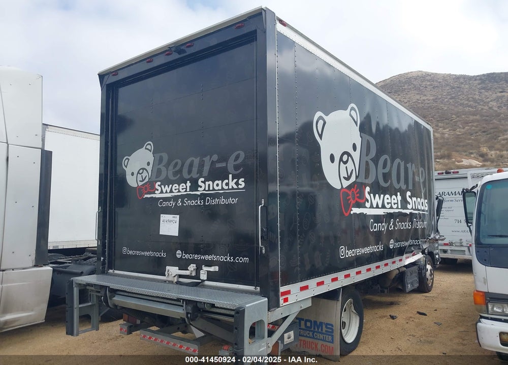 2019 ISUZU NRR VIN: JALE5W165K7303376