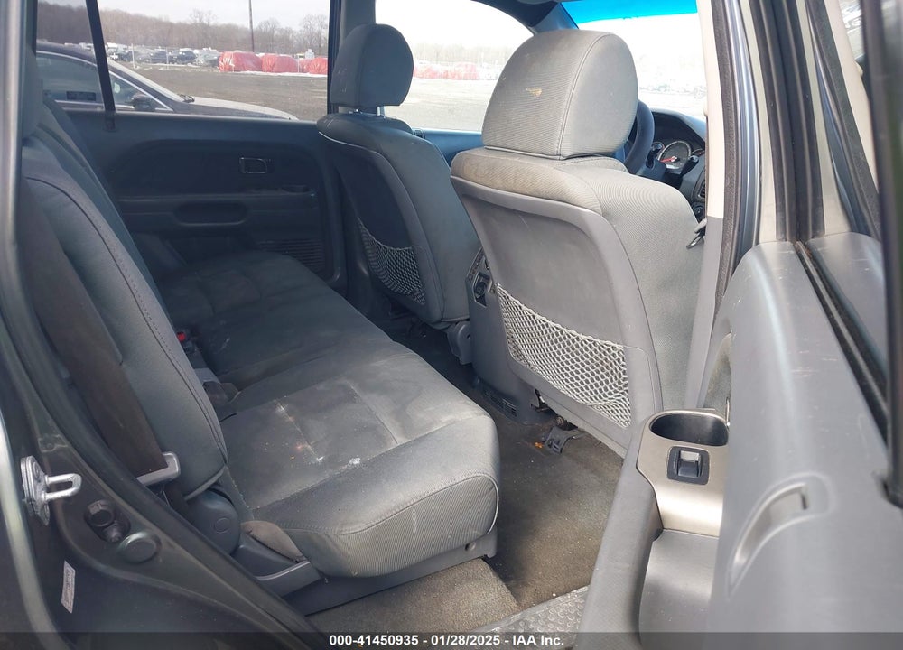 2008 HONDA PILOT VP VIN: 5FNYF18228B000902