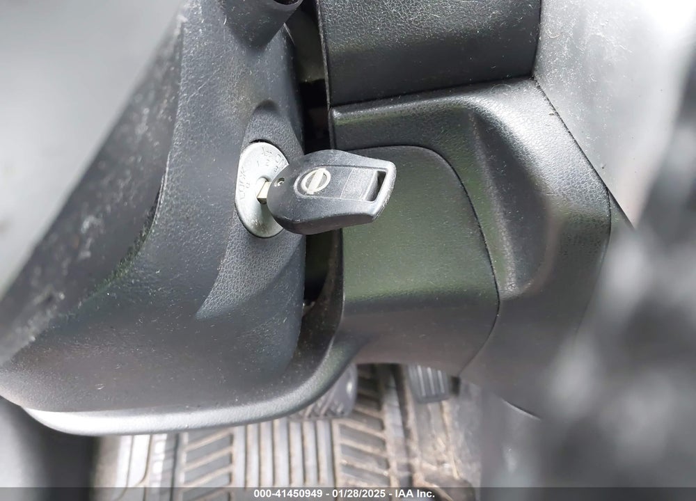 2015 NISSAN VERSA NOTE VIN: 3N1CE2CP0FL407513