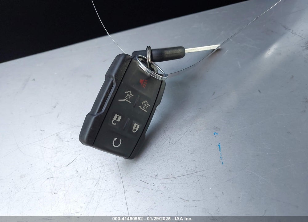 2019 CHEVROLET SUBURBAN LT VIN: 1GNSKHKC2KR190625