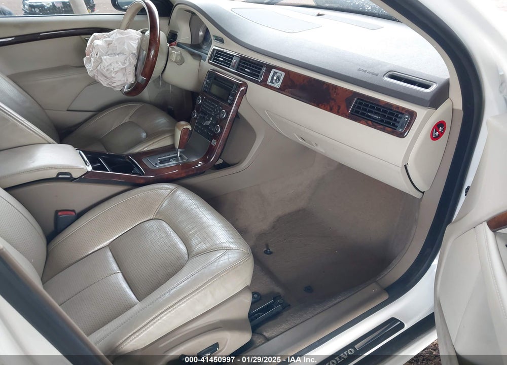 2010 VOLVO S80 V8 VIN: YV1852AR1A1124720