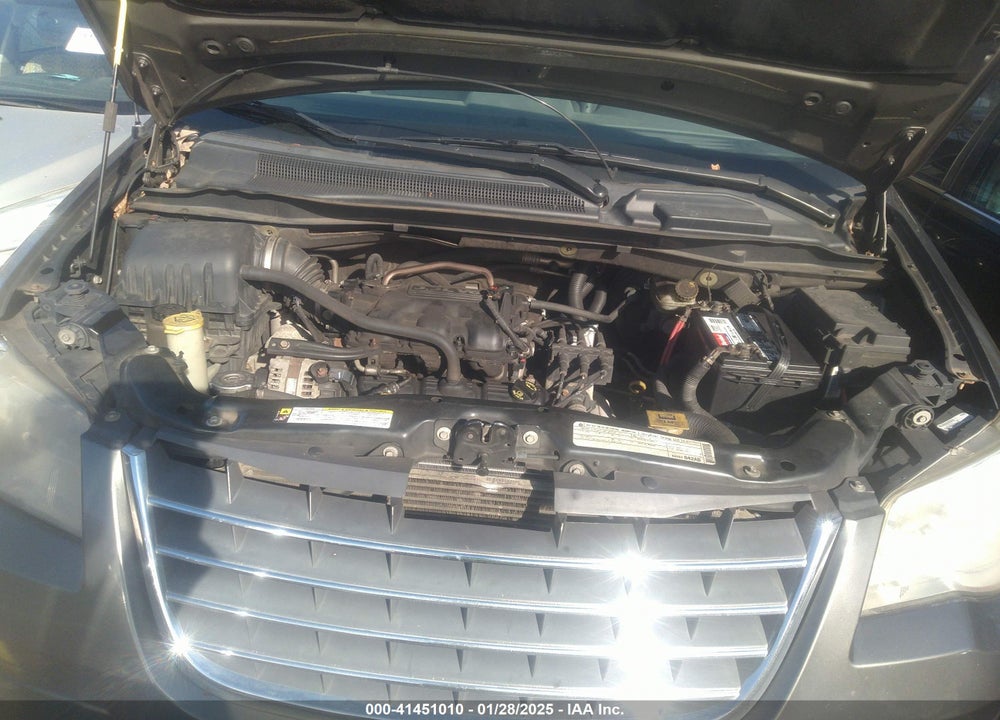 2010 CHRYSLER TOWN & COUNTRY VIN: 2A4RR4DE4AR344250