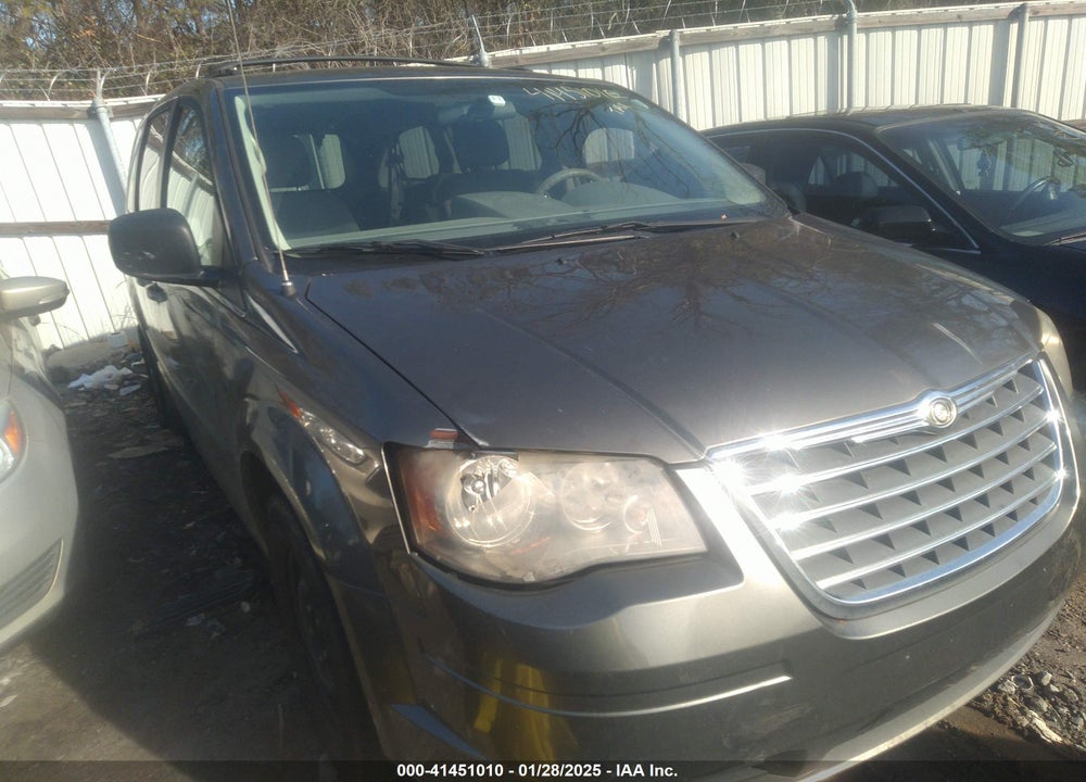 2010 CHRYSLER TOWN & COUNTRY VIN: 2A4RR4DE4AR344250