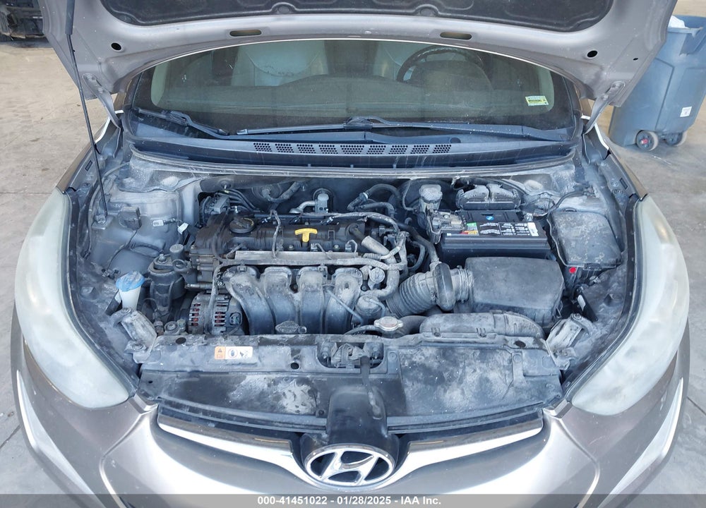 2014 HYUNDAI ELANTRA VIN: 5NPDH4AE1EH518639
