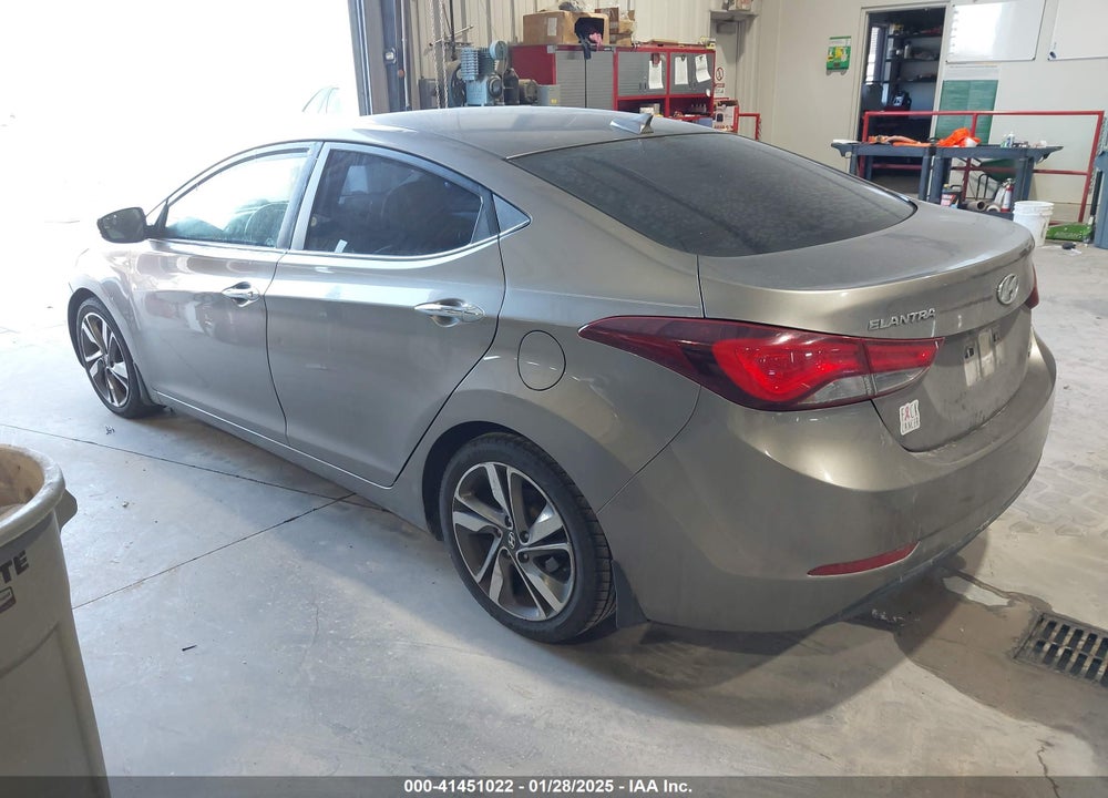 2014 HYUNDAI ELANTRA VIN: 5NPDH4AE1EH518639