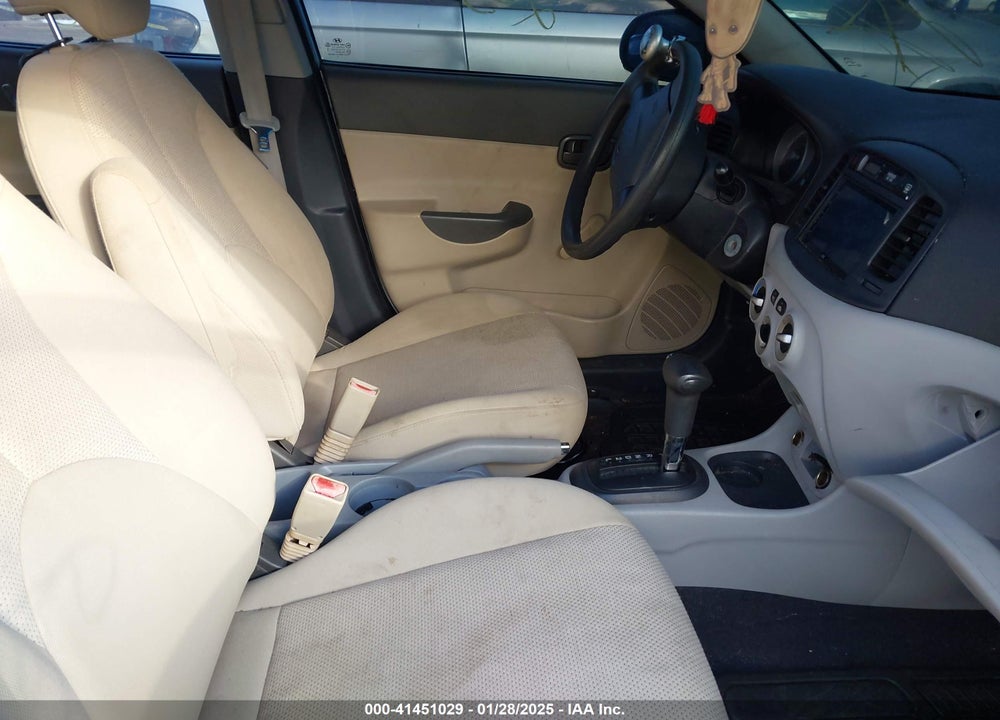 2009 HYUNDAI ACCENT VIN: KMHCN46C99U361140