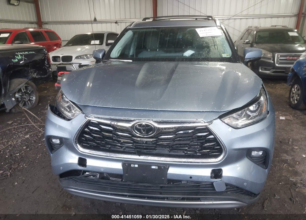 2024 TOYOTA HIGHLANDER PLATINUM VIN: 5TDKDRBH4RS567200